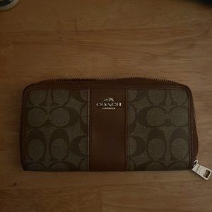 Coach Accordion Zip Wallet